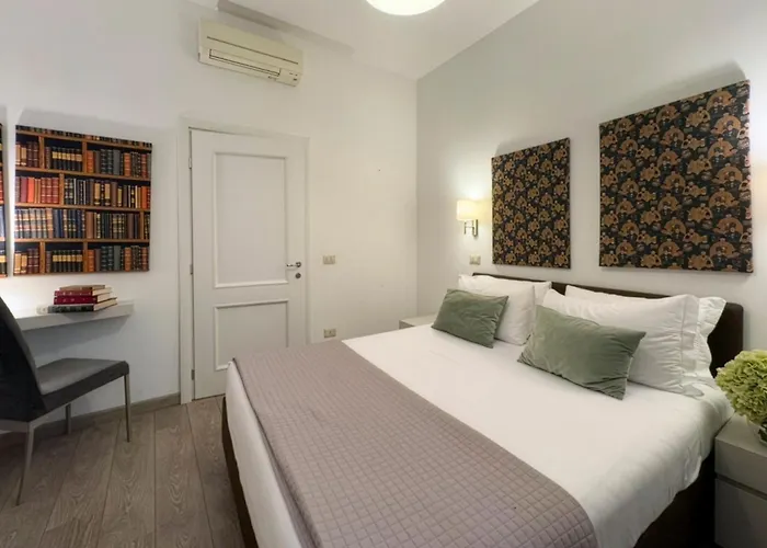 Banchi Vecchi Pantheon Apartment